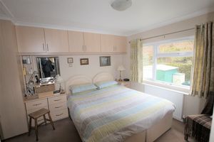 Double Bedroom - click for photo gallery